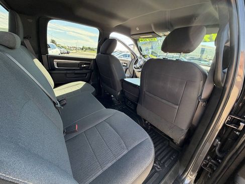 Used 2022 RAM 1500 Warlock AWD/4WD image 14