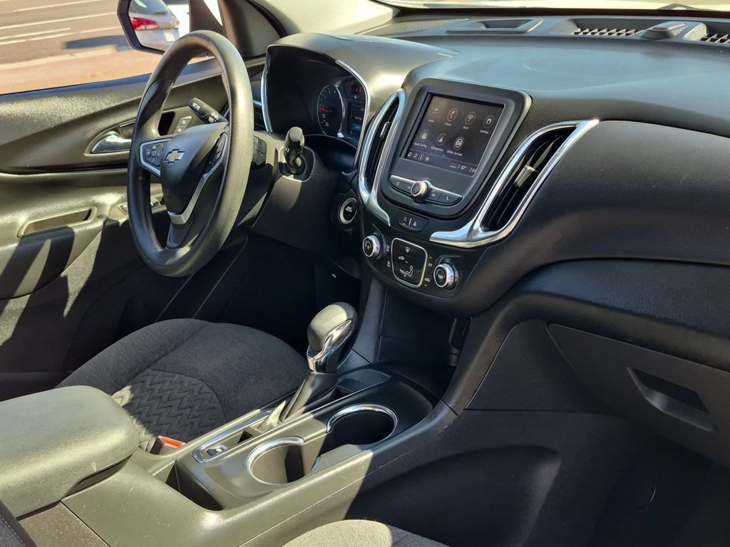 Used 2023 Chevrolet Equinox LT FWD image 29
