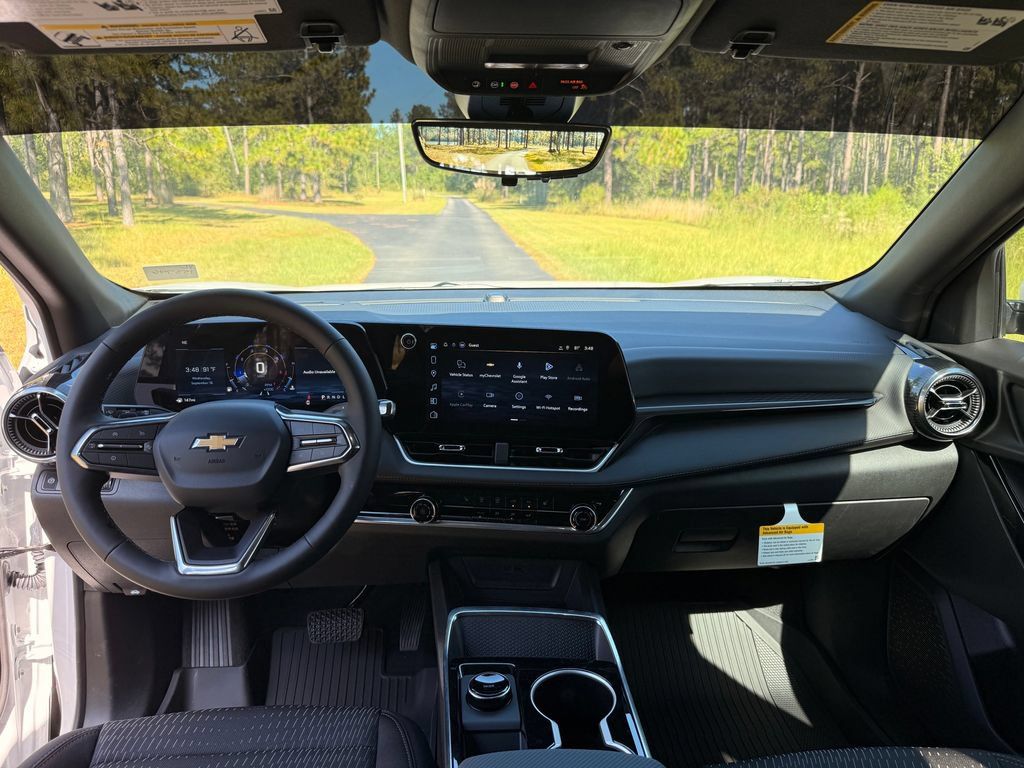 New 2027 Chevrolet Equinox LT w/ Safety and Technology Package FWD image 14