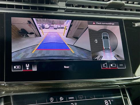 Used 2025 Audi Q7 3.0T Premium Plus image 17