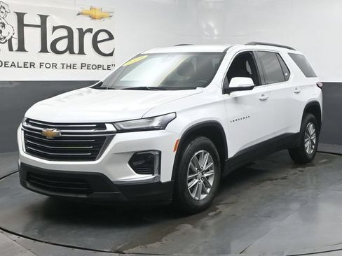 Used 2023 Chevrolet Traverse LT FWD image 38