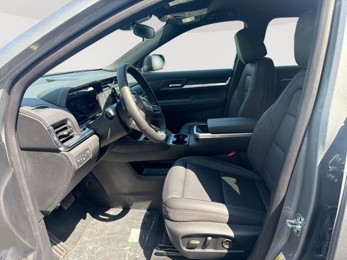 New 2026 GMC Terrain Elevation w/ Elevation Premium Package AWD/4WD image 19