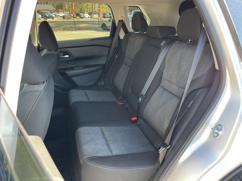 Used 2024 Nissan Rogue SV image 19