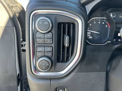 Used 2020 GMC Sierra 1500 SLT w/ SLT Premium Plus Package AWD/4WD image 18