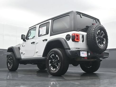 Used 2025 Jeep Wrangler Unlimited Rubicon AWD/4WD image 29