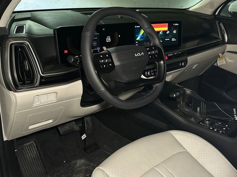 New 2026 Kia Sorento S image 17