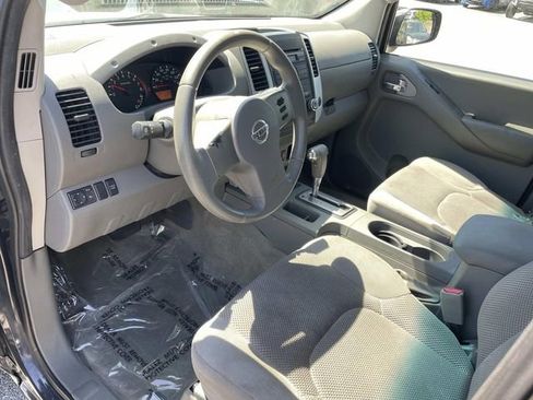 Used 2012 Nissan Frontier SV RWD image 16
