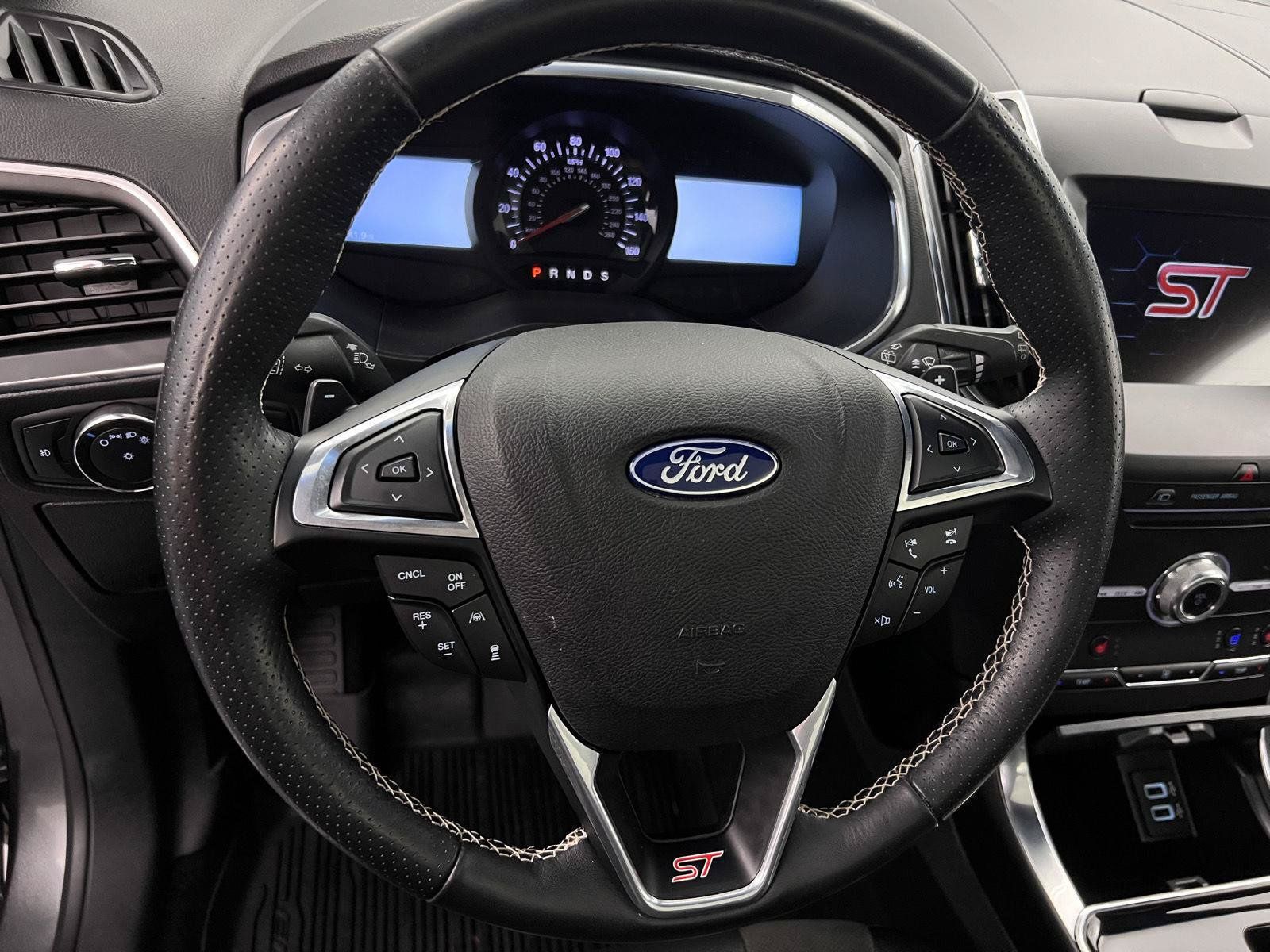 Used 2019 Ford Edge ST w/ Equipment Group 401A AWD/4WD image 6