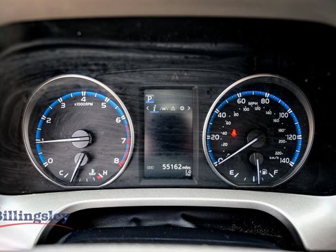 Used 2018 Toyota RAV4 XLE AWD/4WD image 9
