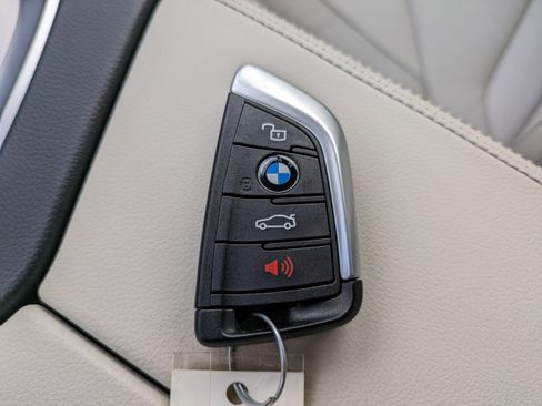Used 2022 BMW Z4 sDrive30i w/ M Sport Package RWD image 33