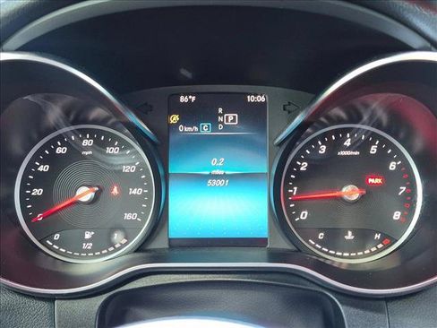 Used 2021 Mercedes-Benz GLC 300 4MATIC image 11