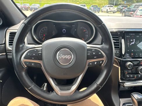 Used 2021 Jeep Grand Cherokee Limited AWD/4WD image 13