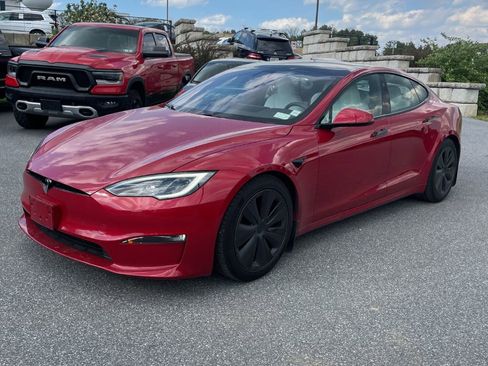 Used 2022 Tesla Model S AWD/4WD image 17