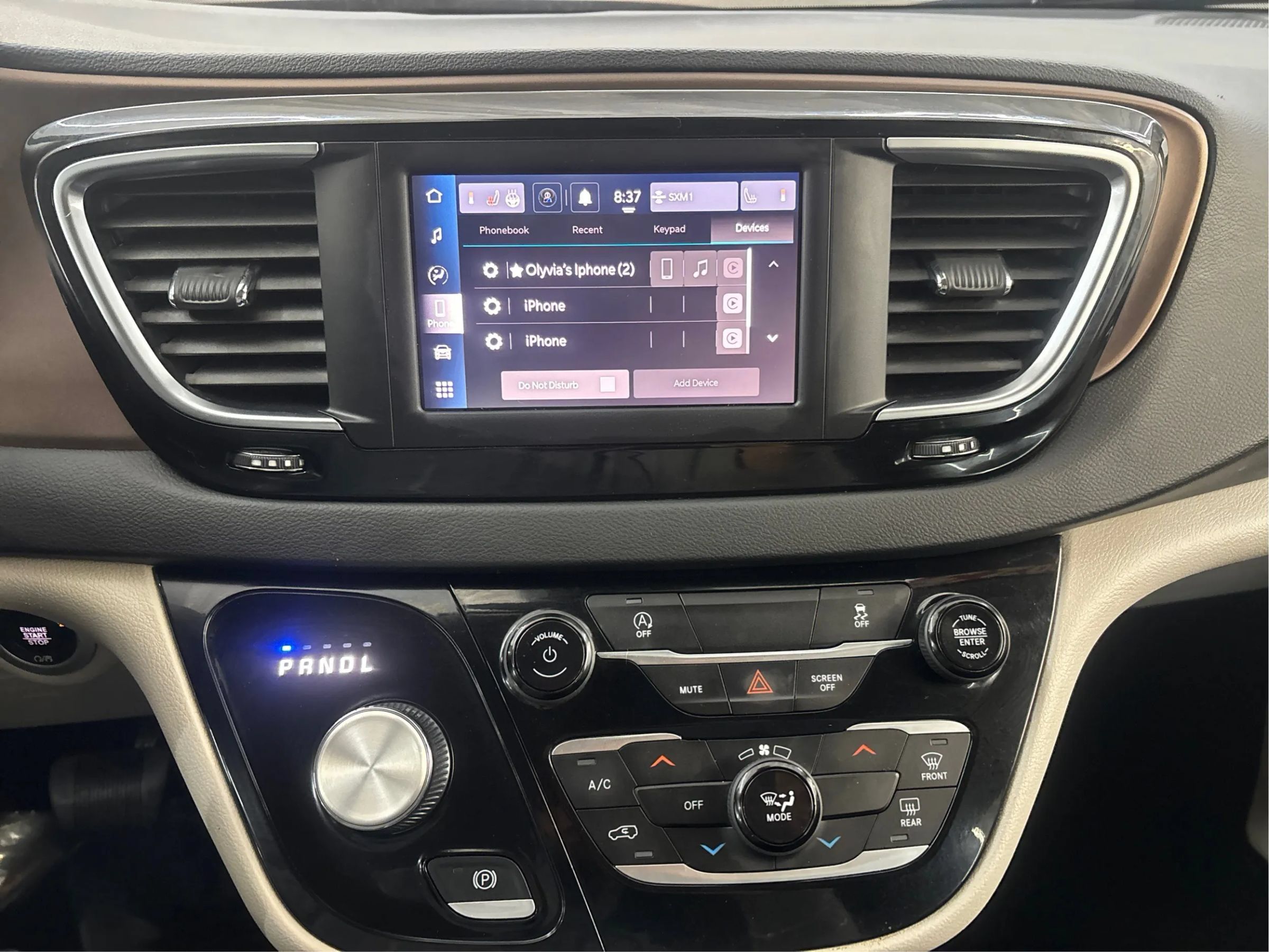 Used 2023 Chrysler Voyager LX FWD image 42