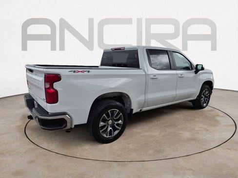 Used 2024 Chevrolet Silverado 1500 LT image 10