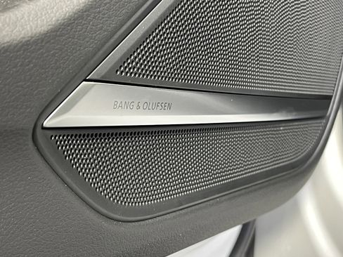 New 2025 Audi A8 L 3.0T image 23