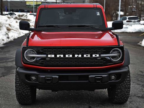 Used 2023 Ford Bronco Wildtrak image 7