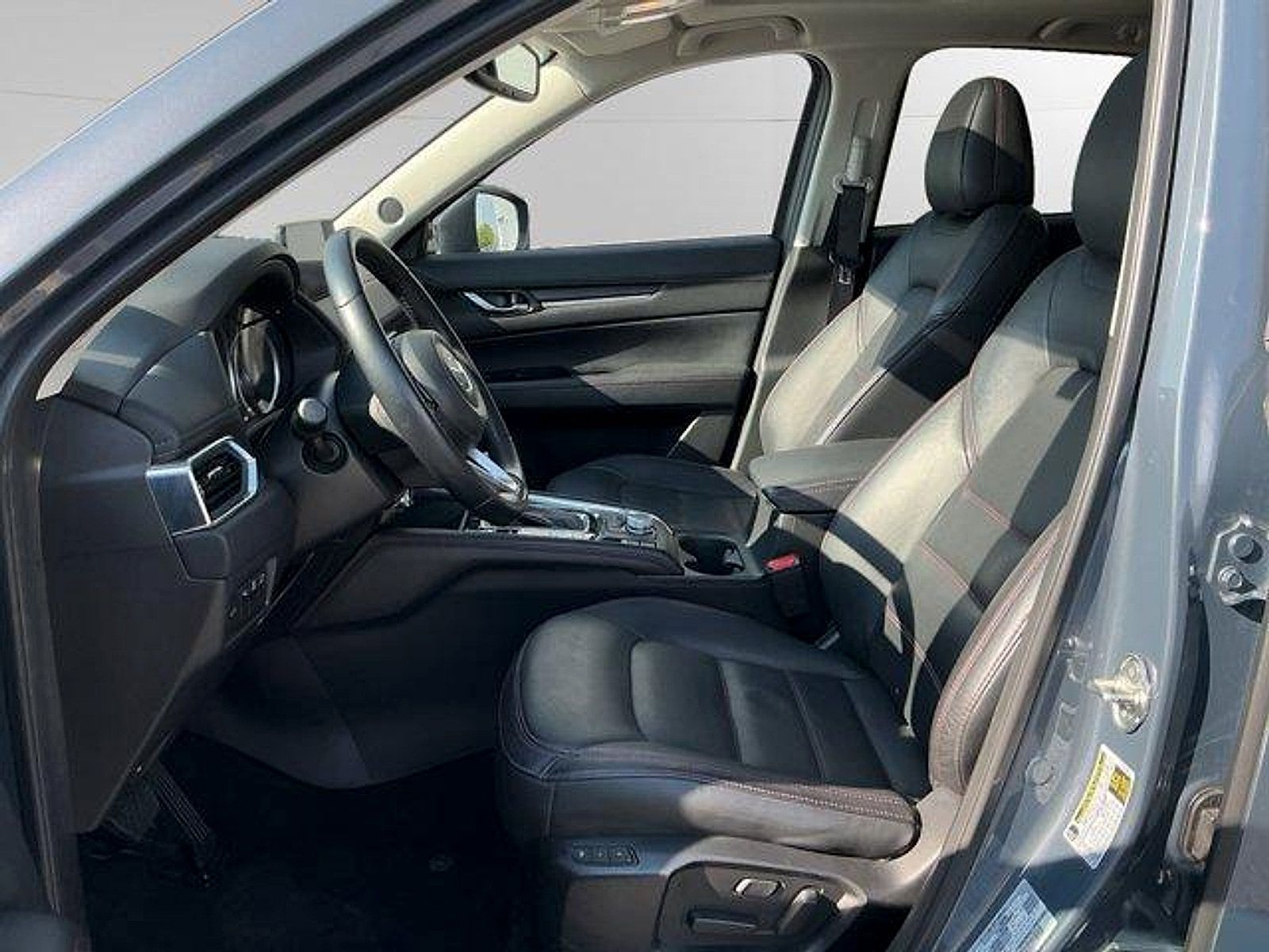 Used 2025 MAZDA CX-5 Carbon Edition AWD/4WD image 9