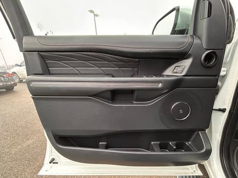 Used 2024 Ford Expedition Max Platinum image 35