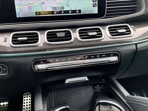 Used 2023 Mercedes-Benz GLS 63 AMG 4MATIC image 34