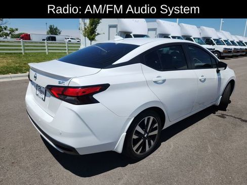 Used 2021 Nissan Versa SR w/ Convenience Package FWD image 11