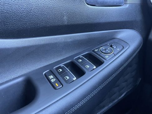 Used 2020 Hyundai Santa Fe SEL image 12