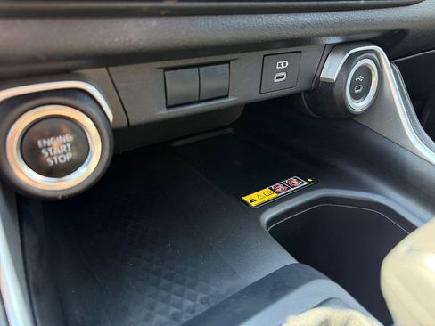 Certified 2025 Toyota Grand Highlander AWD image 26