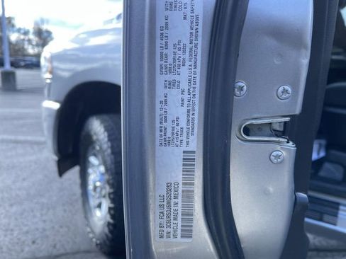 Used 2021 RAM 2500 Big Horn w/ Off Road Package image 33