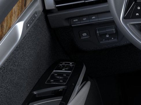 New 2025 Cadillac Escalade ESV Sport Platinum w/ LPO, Floor Liner Package image 22