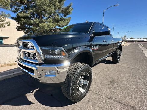 Used 2014 RAM 2500 Laramie w/ Convenience Group image 10