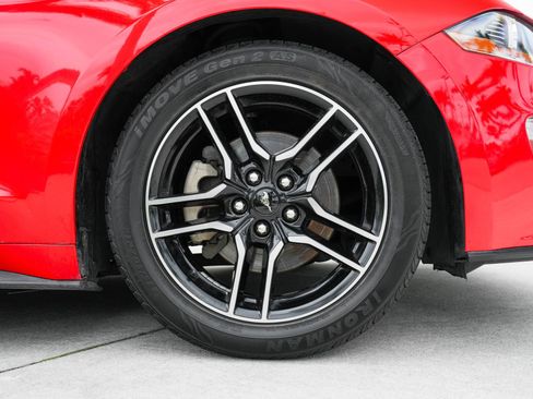 Used 2020 Ford Mustang Premium image 30