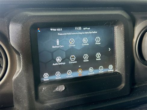 Used 2022 Jeep Wrangler Sport image 23