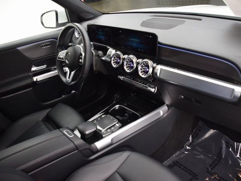Certified 2022 Mercedes-Benz GLB 250 image 15