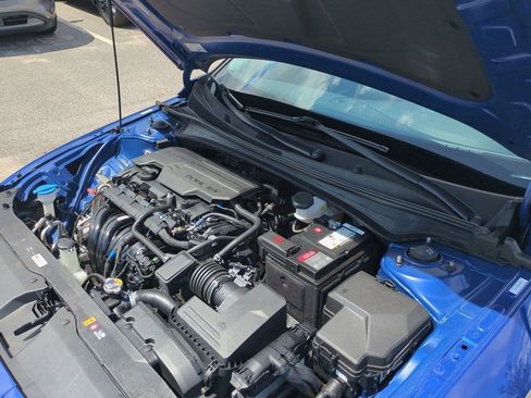 Used 2024 Hyundai Elantra SEL FWD image 43