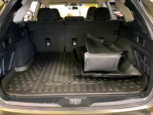 Used 2020 Subaru Outback Premium image 33