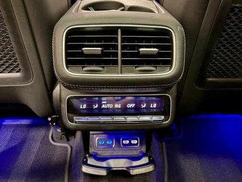 New 2026 Mercedes-Benz GLS 580 4MATIC image 27
