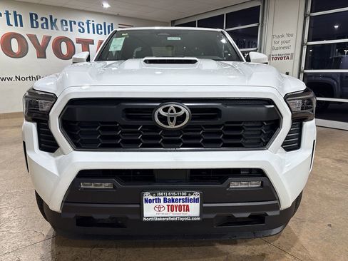 New 2025 Toyota Tacoma TRD Sport image 5