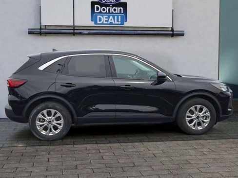 Certified 2023 Ford Escape Active w/ Tech Pack #2 AWD/4WD image 2