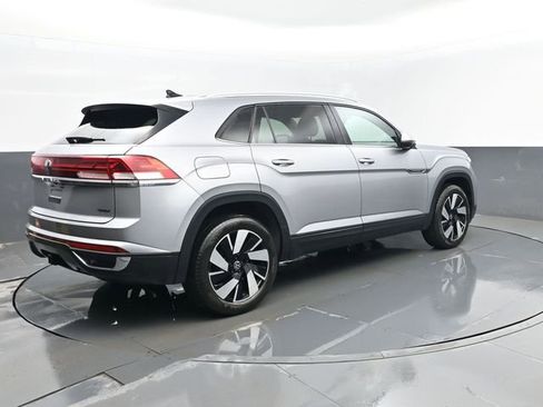 Used 2024 Volkswagen Atlas Cross Sport SE AWD/4WD image 22