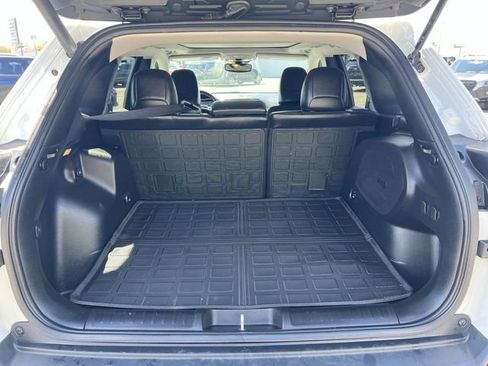 Used 2021 Jeep Cherokee Latitude Lux w/ Sun & Sound Group AWD/4WD image 24