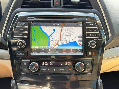 Used 2018 Nissan Maxima 3.5 SL FWD image 22