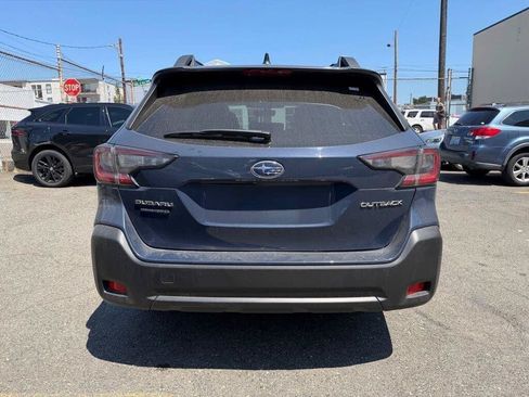 Certified 2024 Subaru Outback Premium AWD/4WD image 7