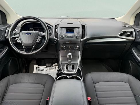 Used 2015 Ford Edge SE image 9