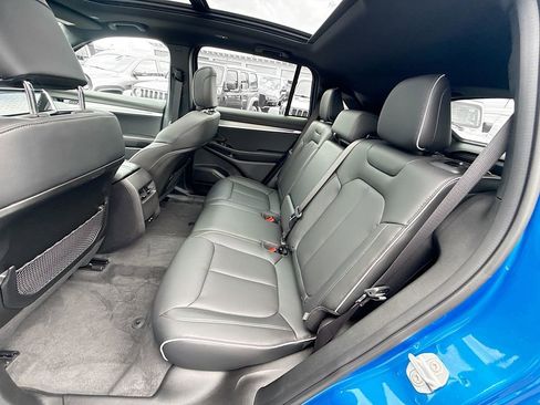 Used 2025 Jeep Wagoneer S Limited image 27