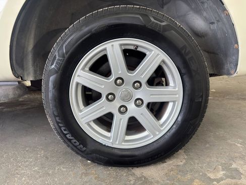 Used 2007 Chrysler Aspen Limited image 15