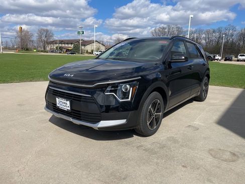 New 2026 Kia Niro LX FWD image 2