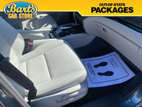 Used 2016 Honda Pilot Touring image 18