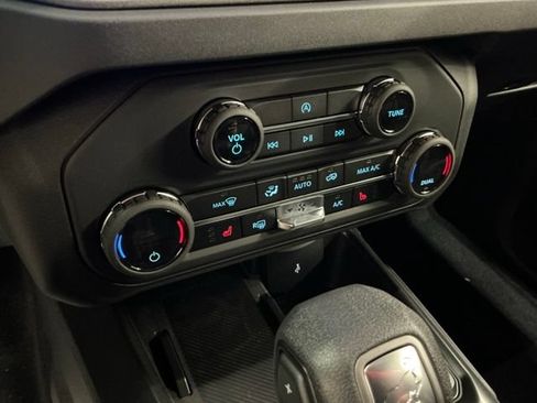 New 2026 Ford Bronco Big Bend AWD/4WD image 24