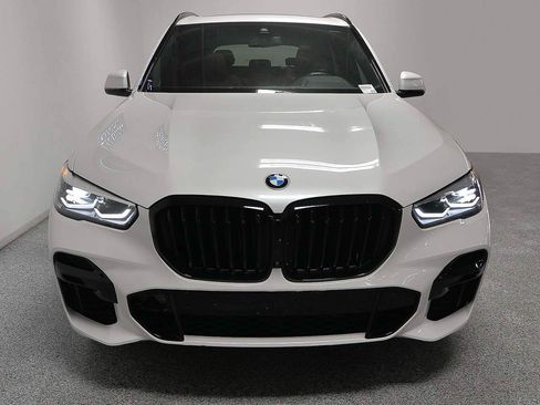 Certified 2023 BMW X5 sDrive40i w/ M Sport Package RWD image 2