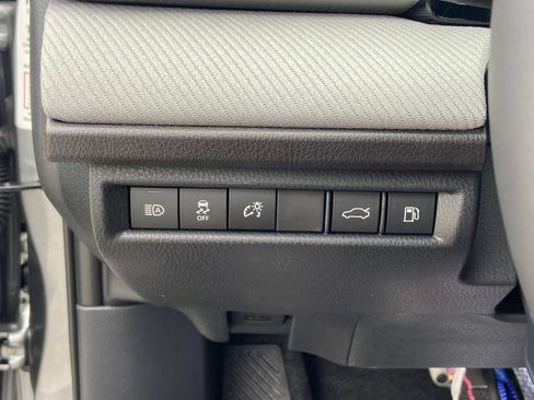Used 2026 Toyota Camry SE w/ Convenience Package FWD image 28